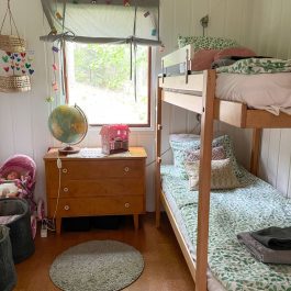 Ferienhaus Ornö – Schlafzimmer mit Etagenbett