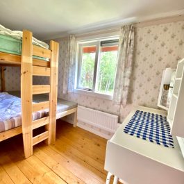 Ferienhaus Sävsjö Schlafzimmer mit Etagenbett mit drei Schlafplätzen