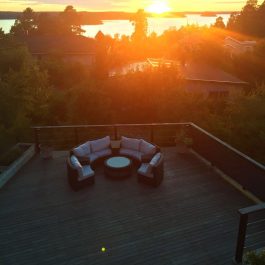 Ferienhaus Värmdö Terrasse bei Sonnenuntergang