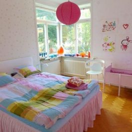 Ferienwohnung Stockholm Nytorgsgatan Schlafzimmer mit Doppelbett